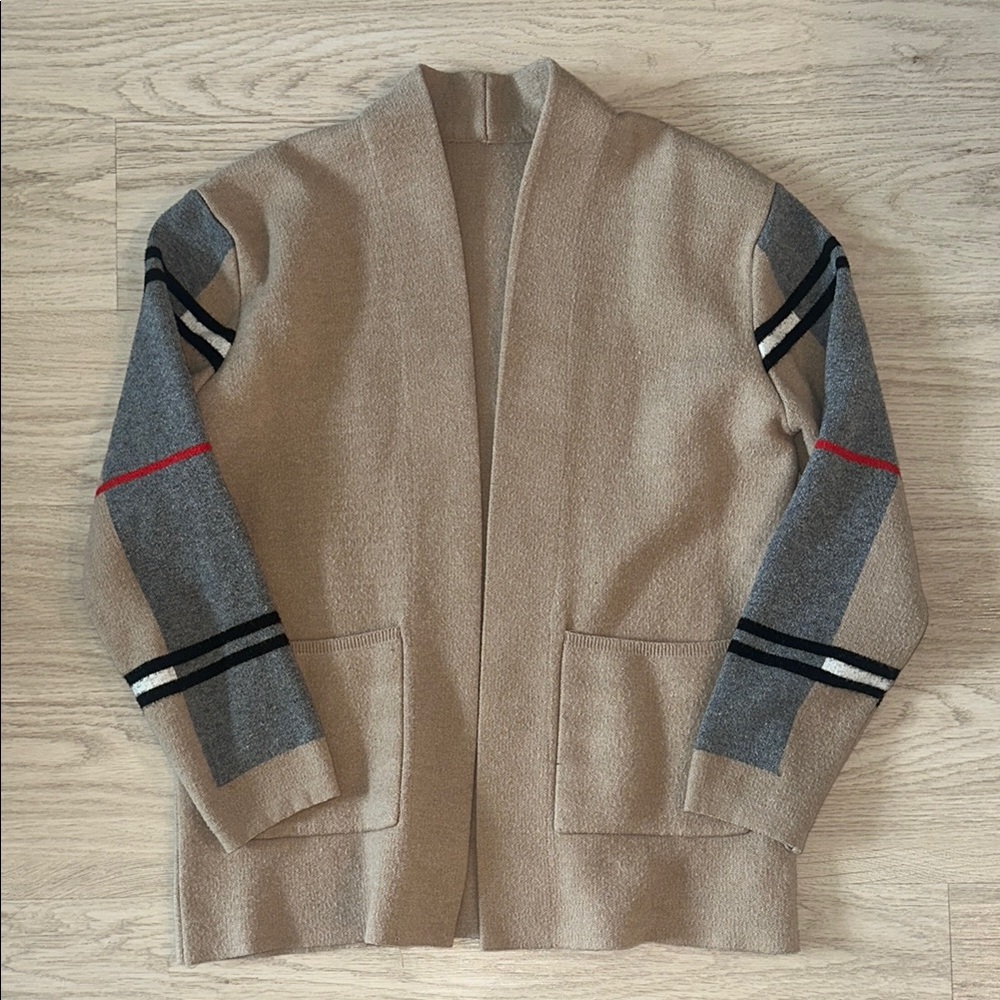 ‘Burberry Style’ Open Cardigan with Striped Sleeves